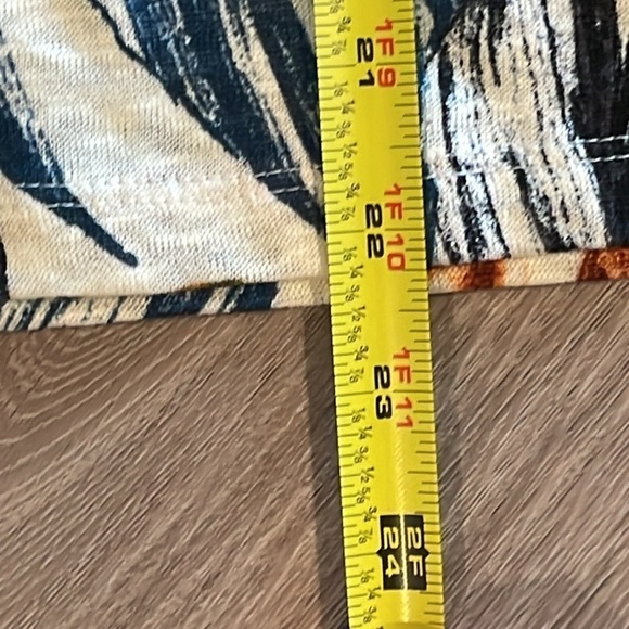 C & C California Women’s Knit Top Cream & Blue 100% Linen Floral Coastal Grandma - Picture 11 of 11